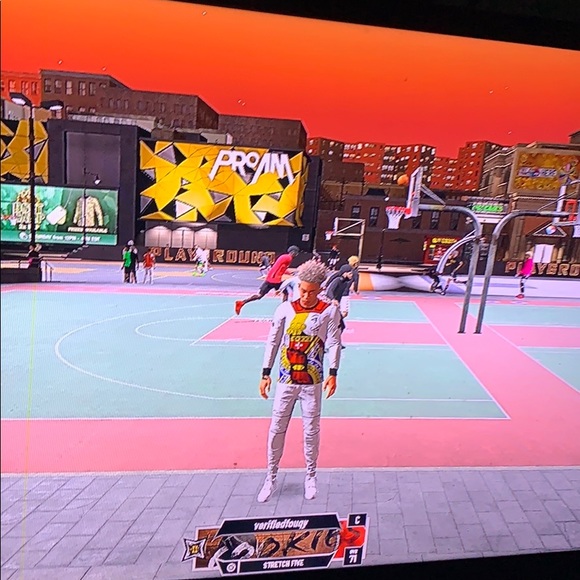 Meet your Posher, Perryion - Picture 1 of 1